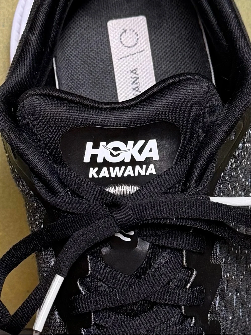 Hoka One One Kawana Women's Black/White Running Shoes Size 8.5B